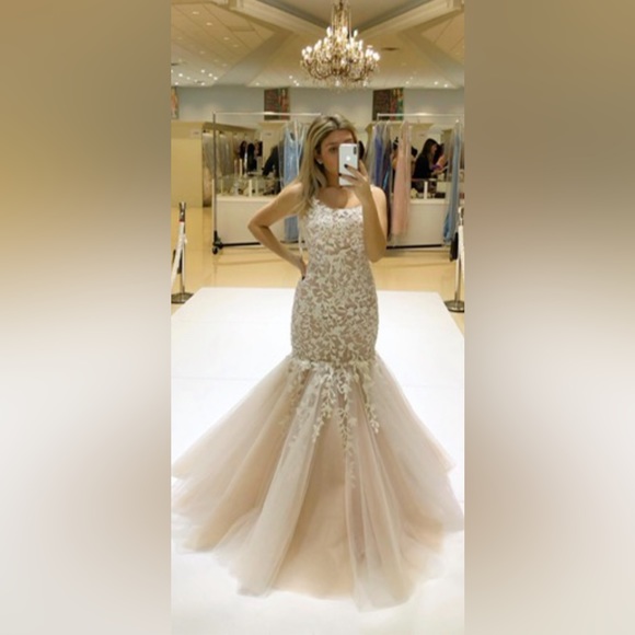Sherri hill prom dress
